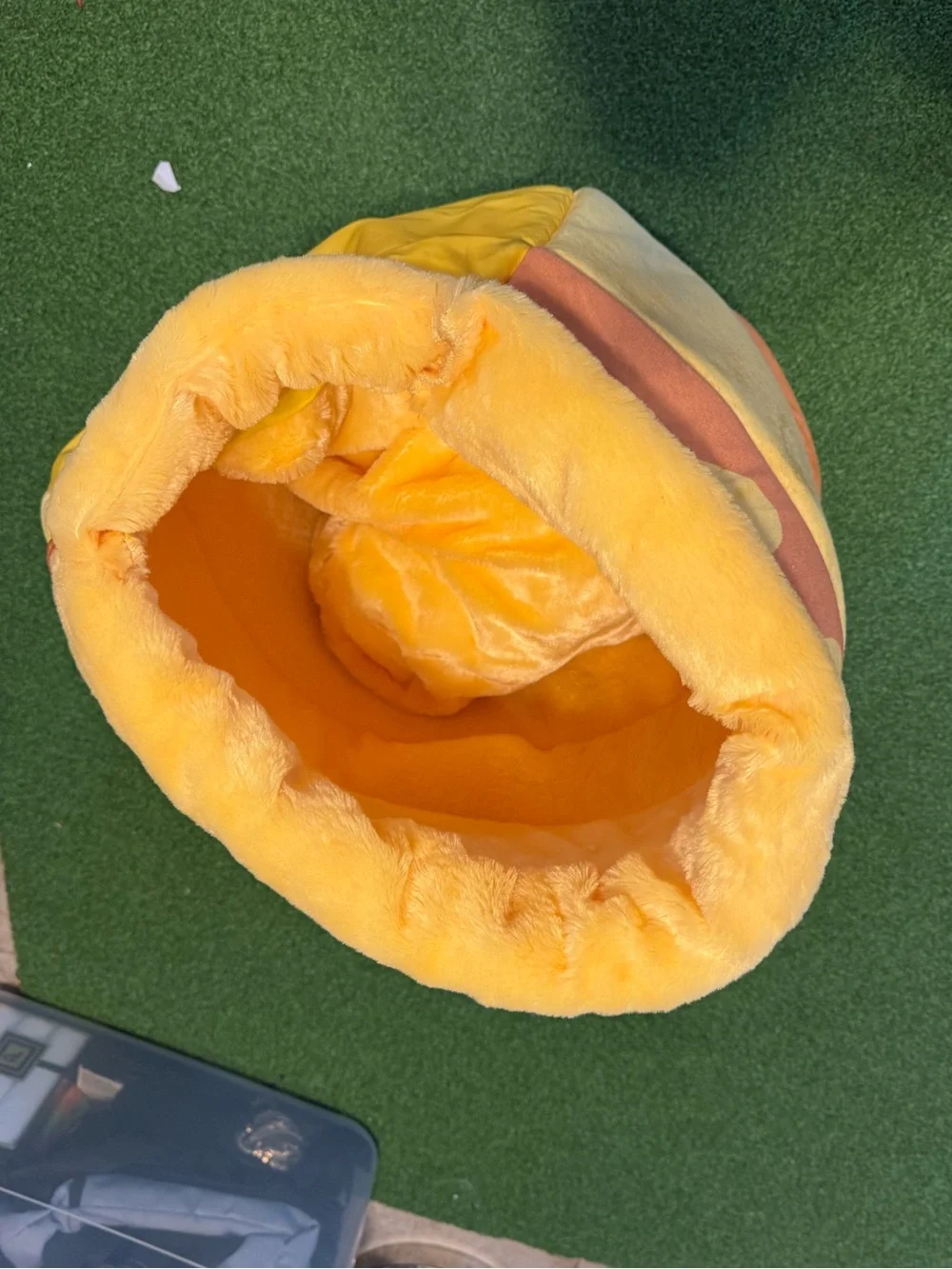Honey Pot Plush bed - for puppy